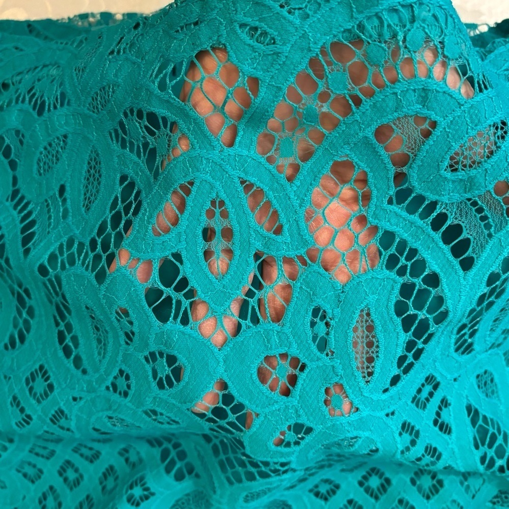 ❤️2/$15 or 3/$26❤️ Loft Teal Lace Pencil Skirt, Size 0 Petite - Picture 3 of 11